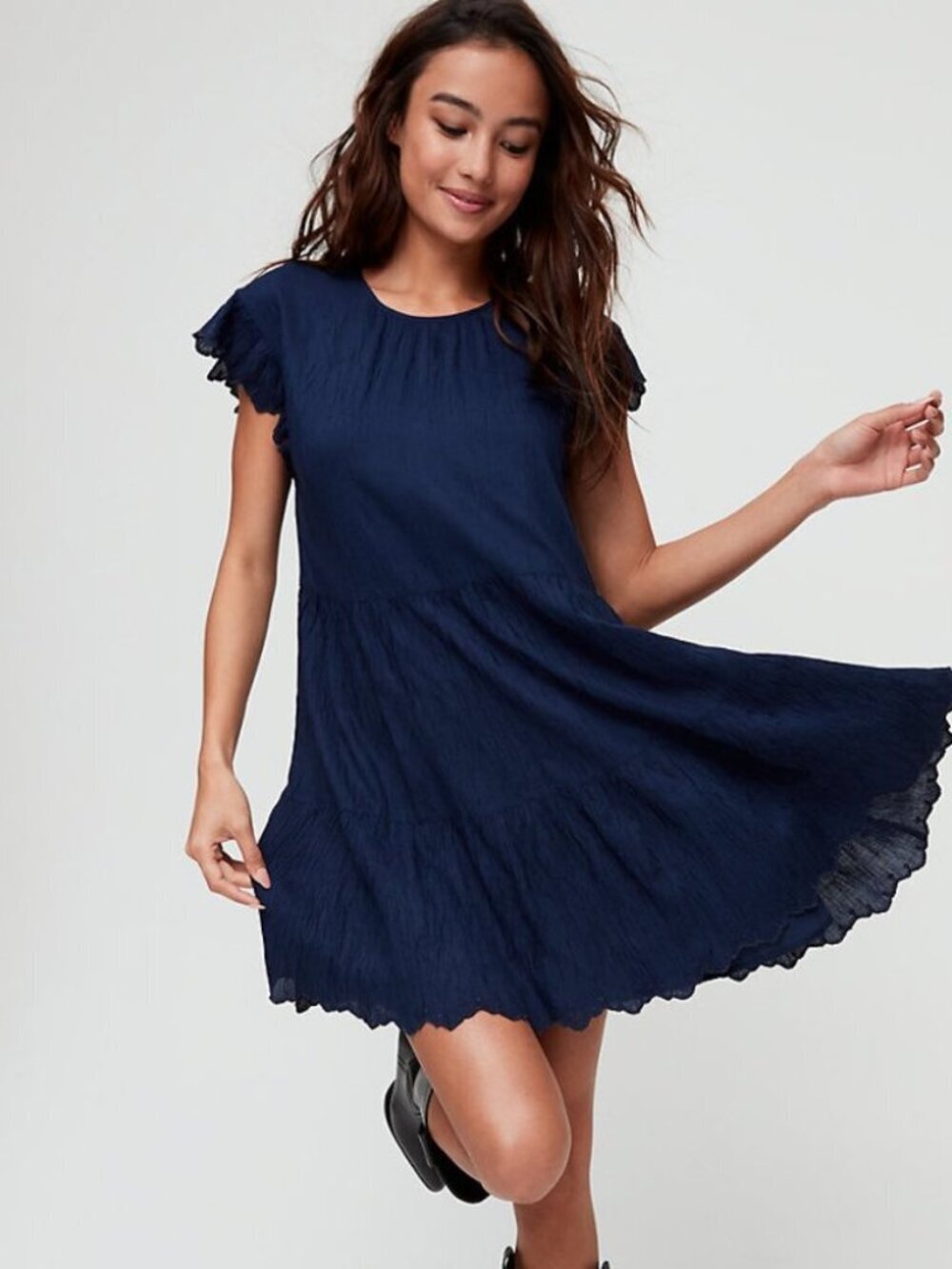 Aritzia Wilfred La Boheme Sidonie Ruffled Scalloped Dress Navy Blue Size Medium